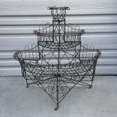 VICTORIAN 3 TIERED WIRE PLANTE