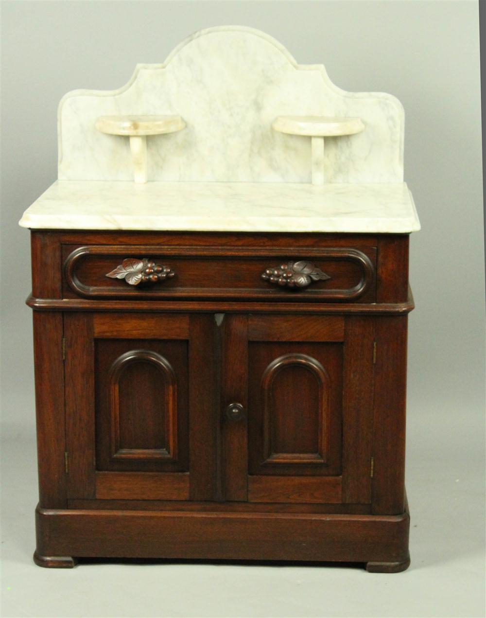 VICTORIAN AMERICAN PETITE WHITE