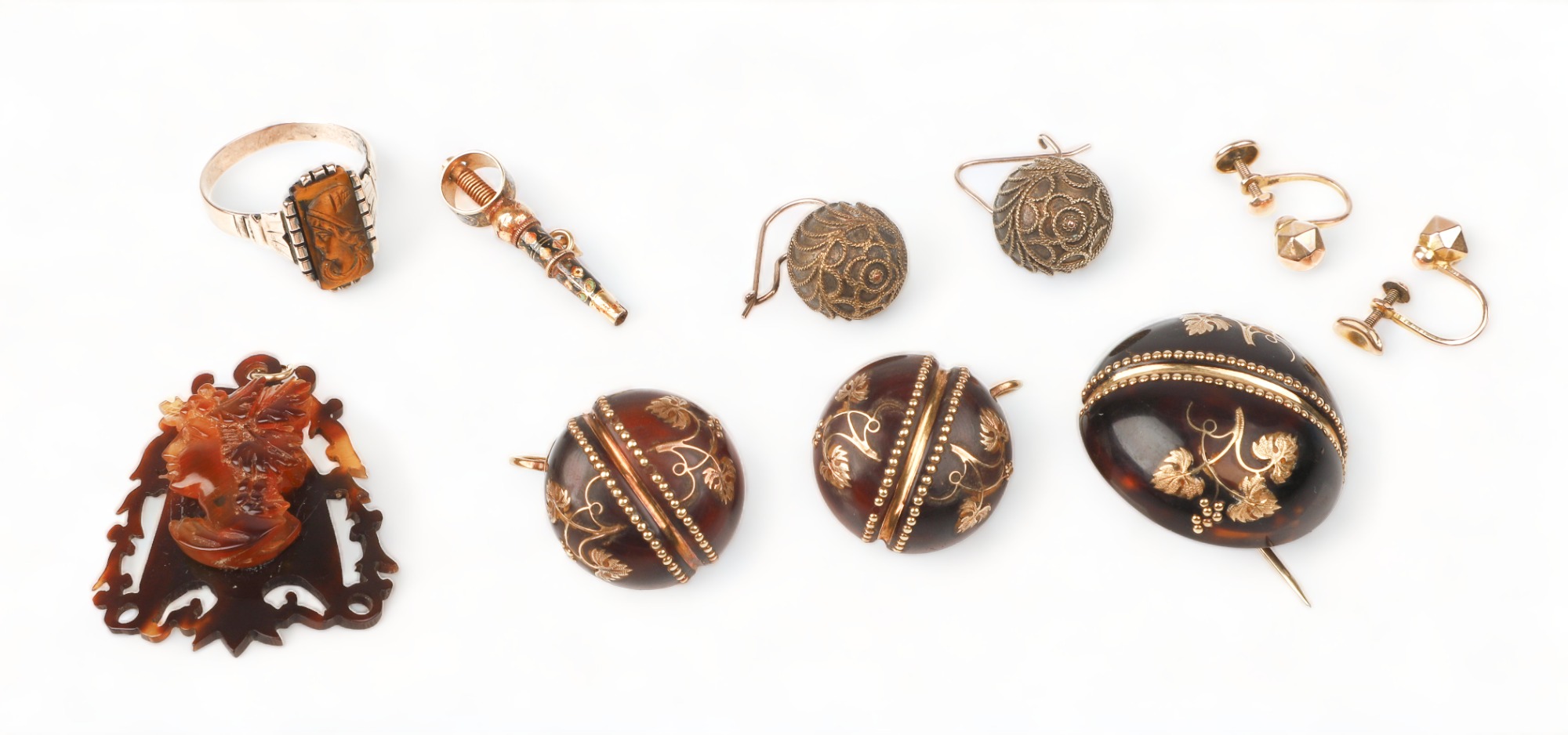 Victorian and style jewelry