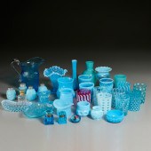 VICTORIAN ART AND OPALINE GLAS