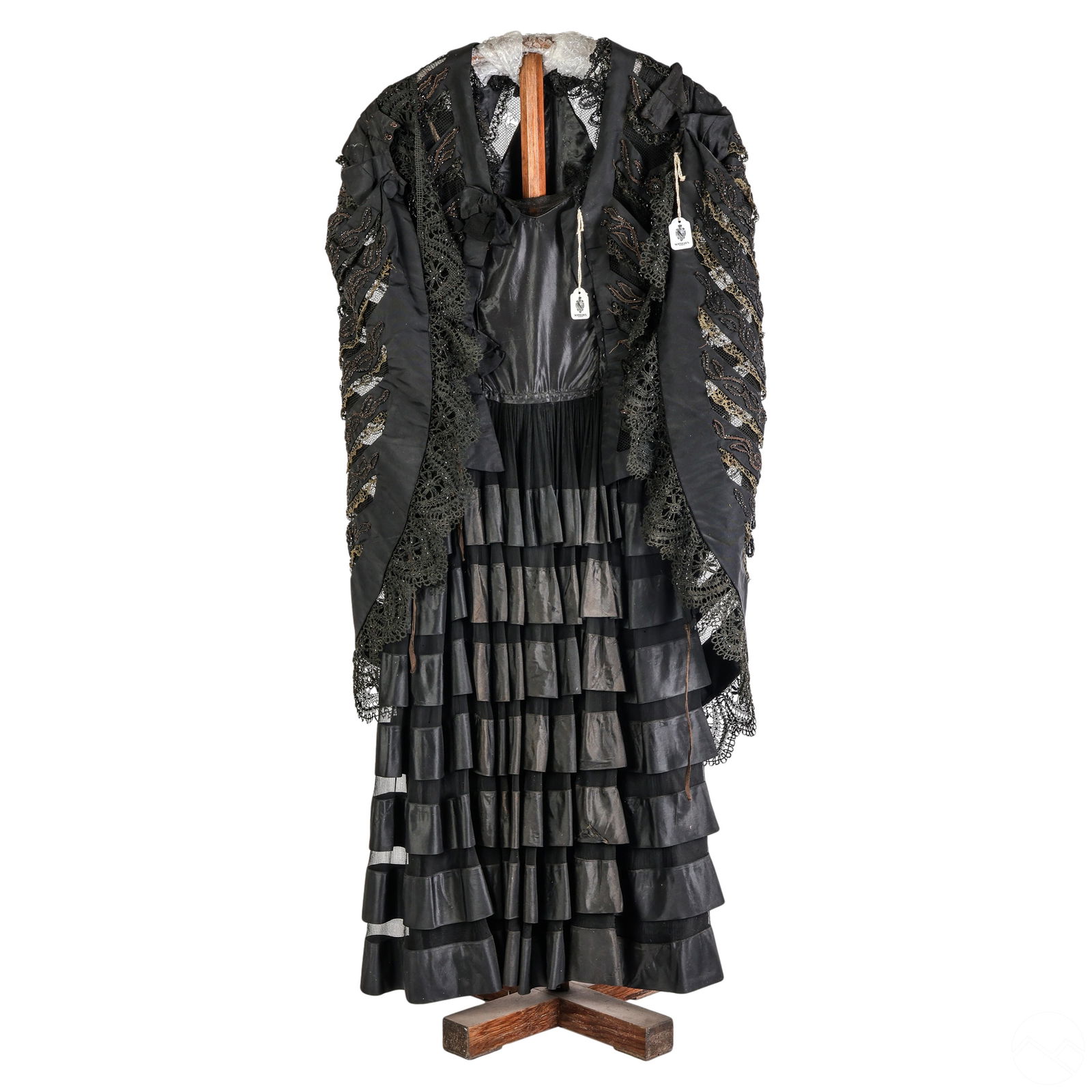 VICTORIAN BLACK MOURNING DRESS WITH
