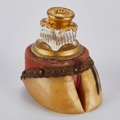 VICTORIAN BOVINE HOOF INKWELLV