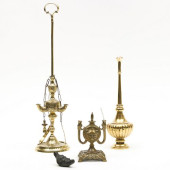 VICTORIAN BRASS OIL LAMP AND A