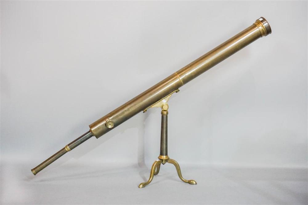 VICTORIAN BRASS TELESCOPE ON