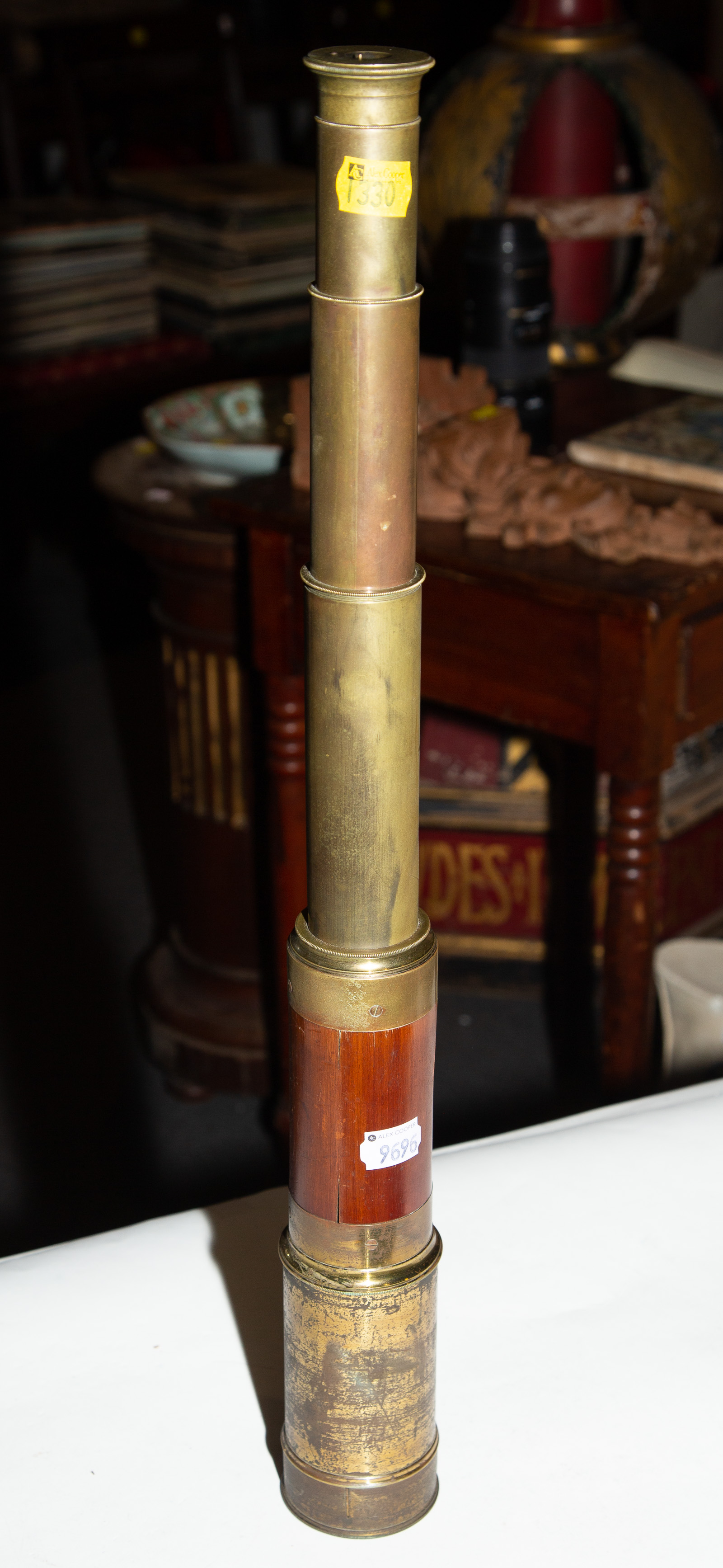 VICTORIAN BRASS & WOOD SPYGLASS