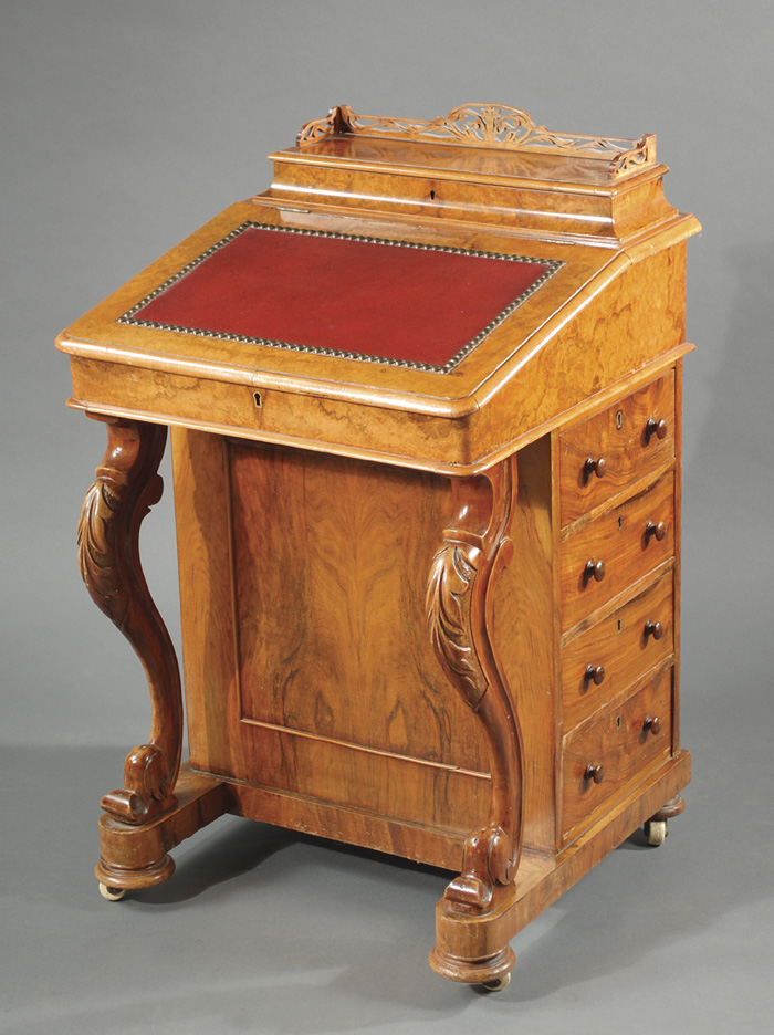 VICTORIAN BURL WALNUT DAVENPORT