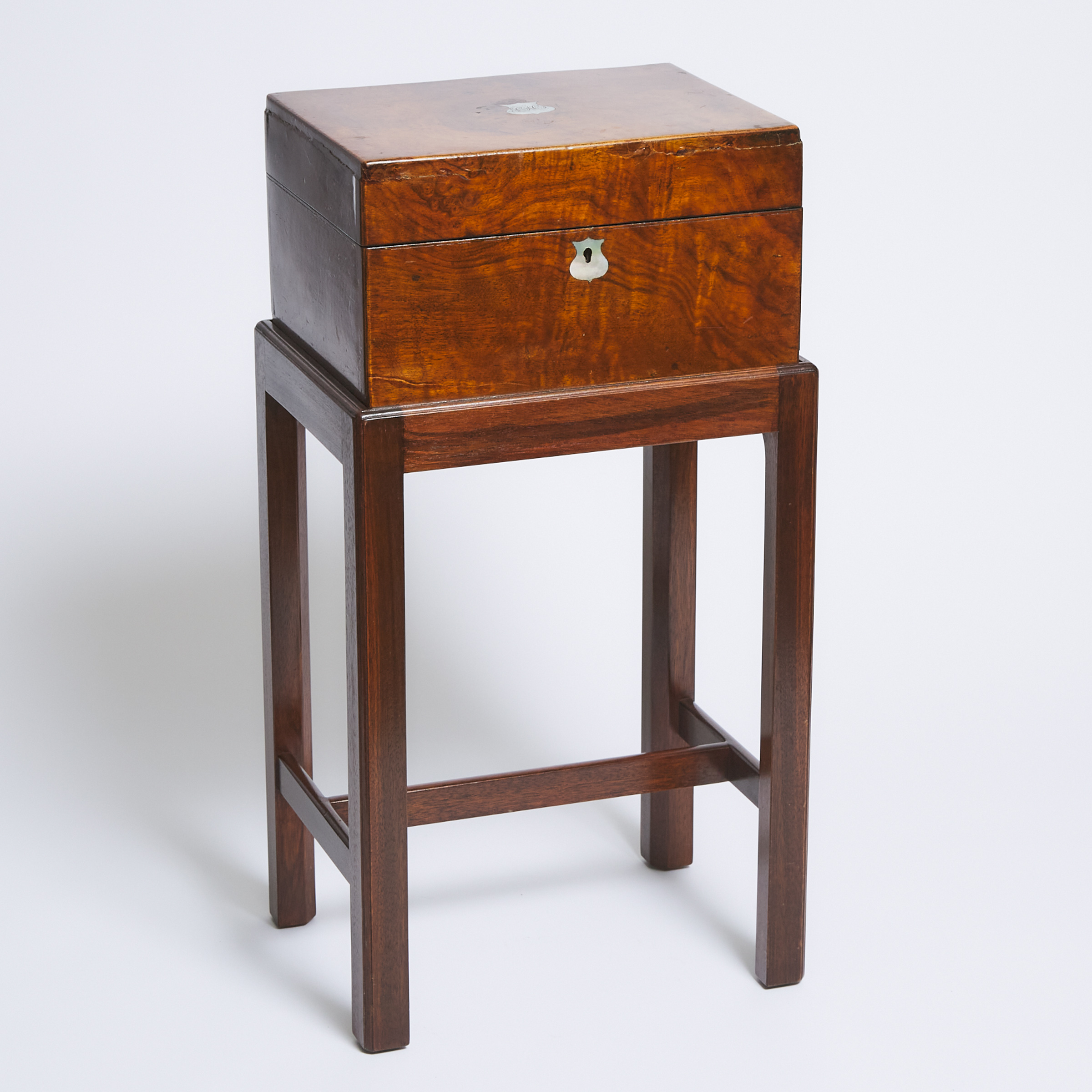 Victorian Burl Walnut Vanity Case