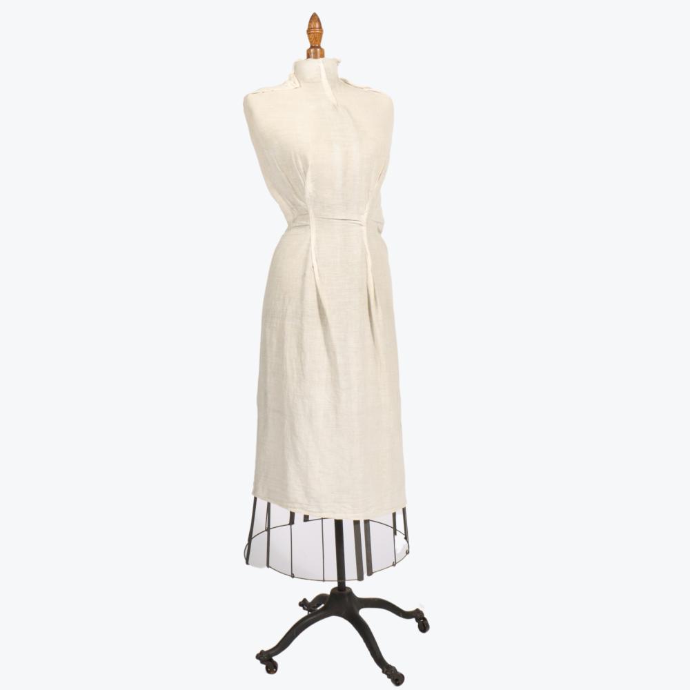 VICTORIAN BUSTLE BACK DRESS FORM ON