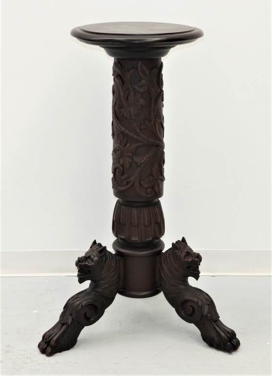 VICTORIAN CARVED MAHOGANY HAIRY PAW
