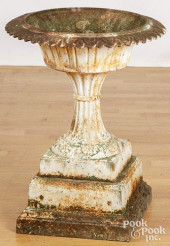 VICTORIAN CAST IRON GARDEN URN