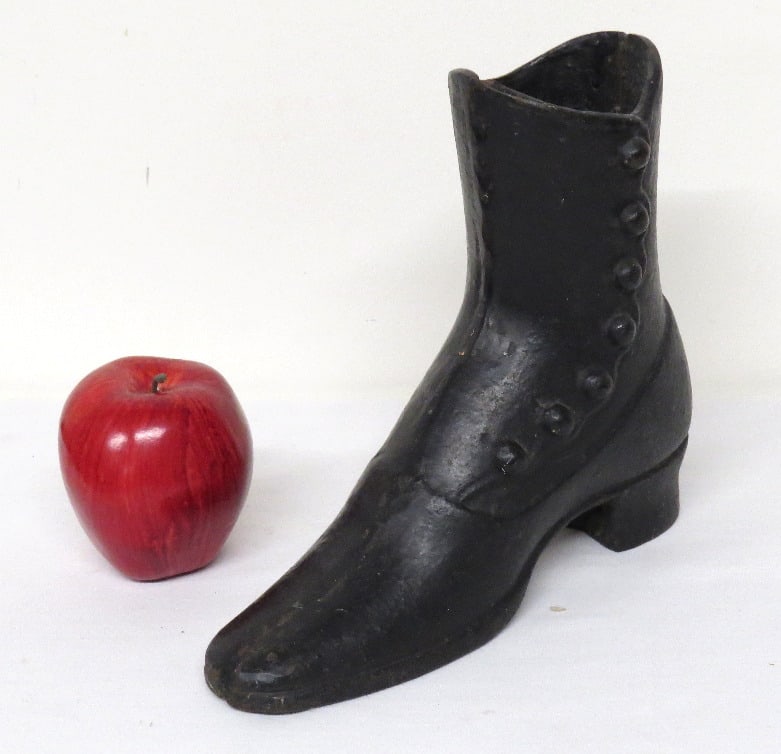 VICTORIAN CAST IRON LACE UP BOOT