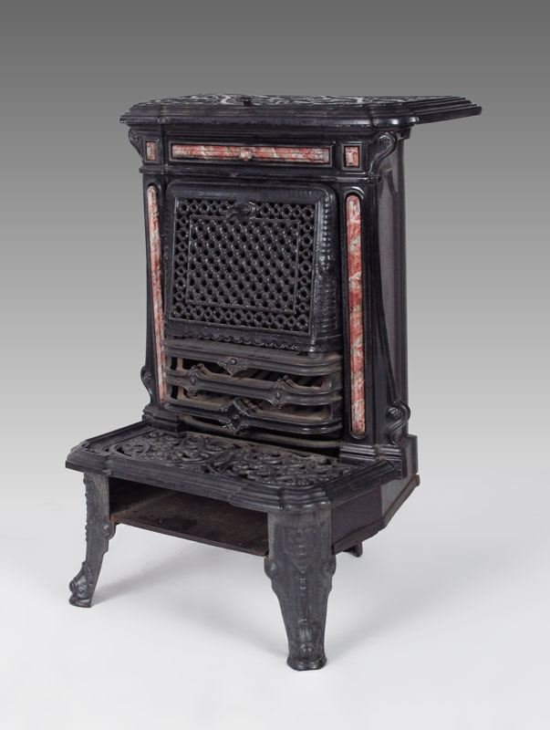 VICTORIAN CAST IRON PARLOR STOVE: