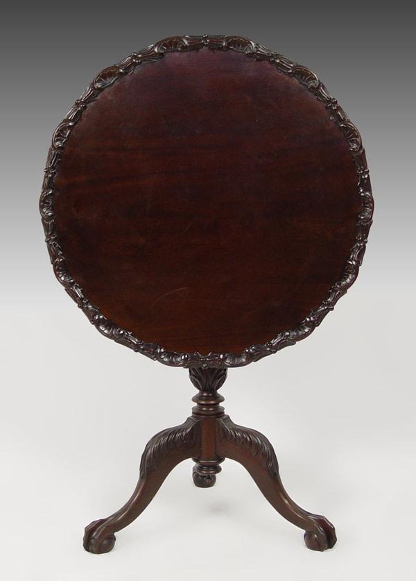 VICTORIAN CHIPPENDALE STYLE TILT