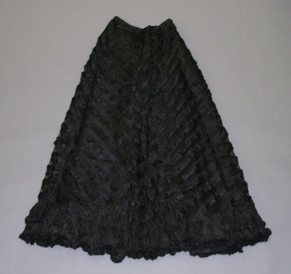 Victorian clothing; satin and