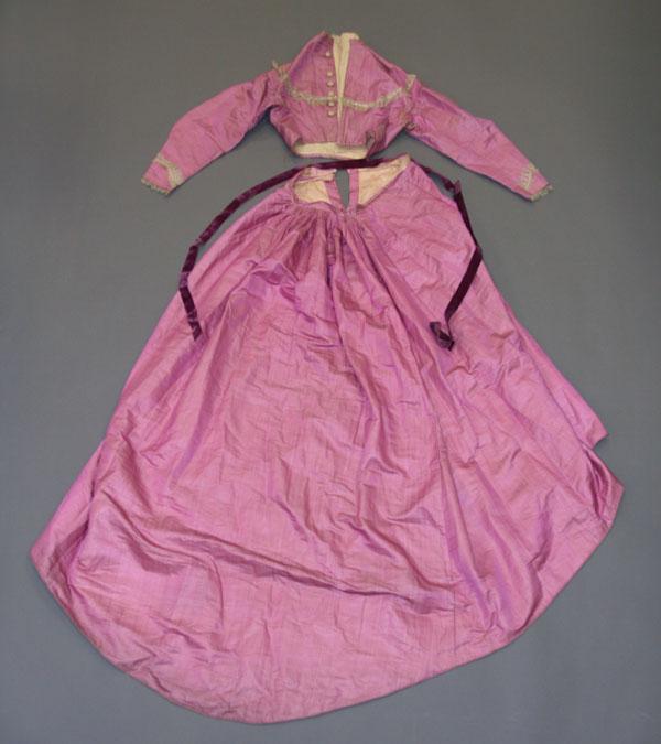 Victorian clothing; silk bustle
