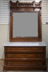 VICTORIAN EAST LAKE STYLE CARV