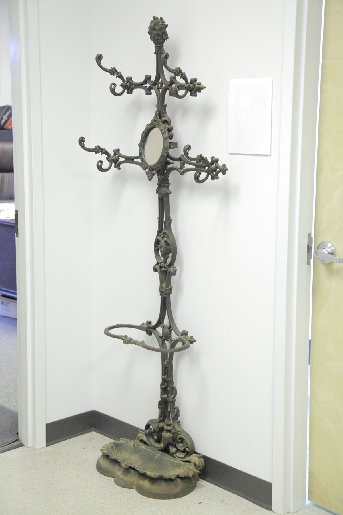 VICTORIAN HALL TREE.  American 