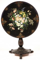 VICTORIAN HANDPAINTED TEA TABL
