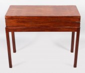VICTORIAN INLAID MAHOGANY BAGA