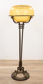 VICTORIAN IRON FISHBOWLVictori