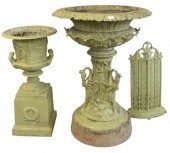 VICTORIAN IRON URN HAVING LEAF