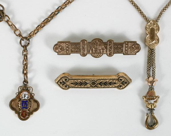 Victorian jewelry 4pc assortment