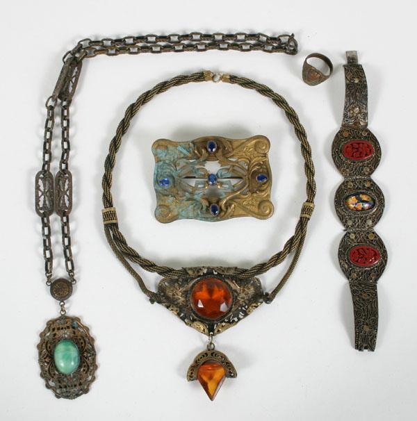 Victorian Jewelry Aesthetic