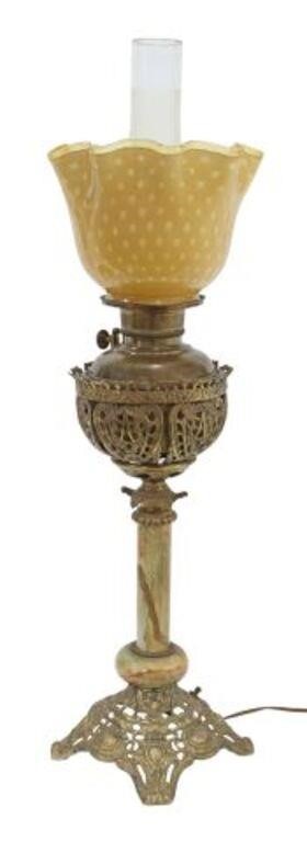 VICTORIAN KEROSENE BANQUET LAMP