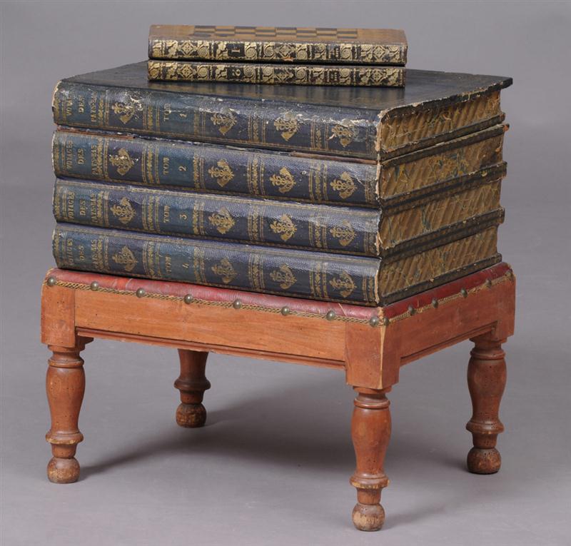 VICTORIAN MAHOGANY AND