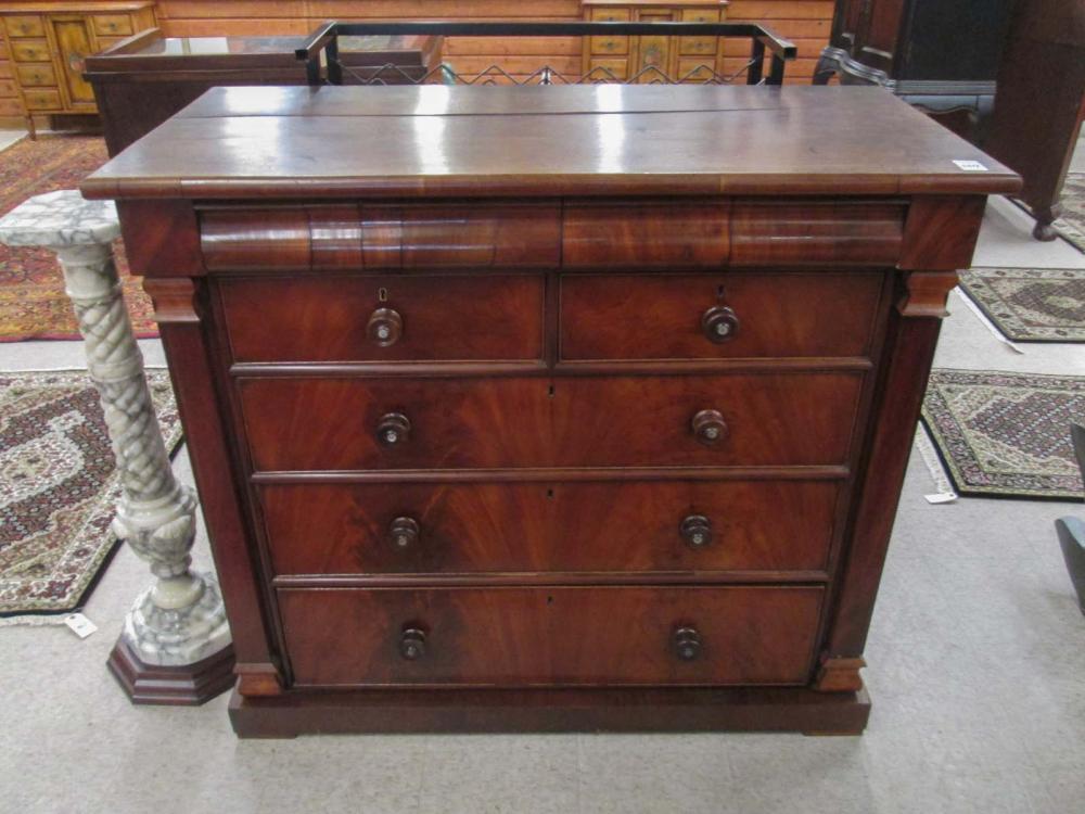 VICTORIAN MAHOGANY CHEST OF
