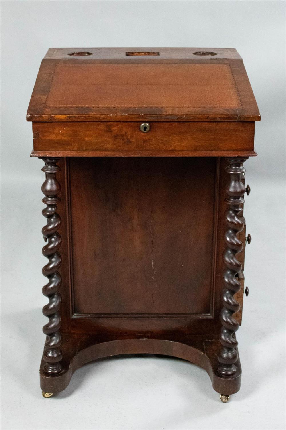 VICTORIAN MAHOGANY DAVENPORT