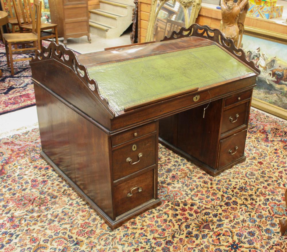 VICTORIAN MAHOGANY DOUBLE-SLANT-TOP
