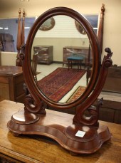 VICTORIAN MAHOGANY DRESSING TA