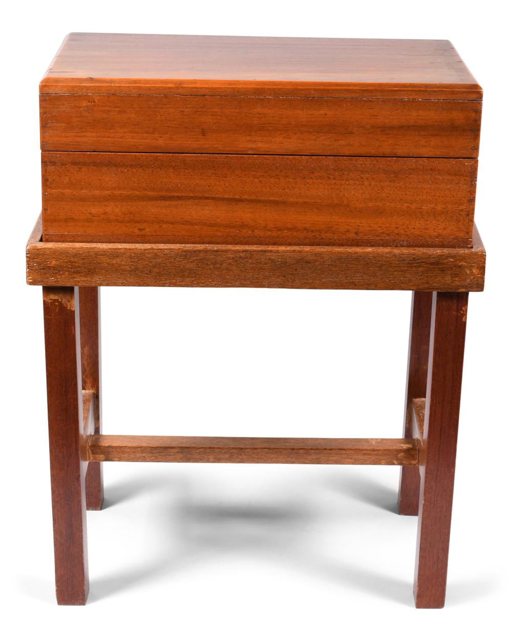 VICTORIAN MAHOGANY LAP DESK ON