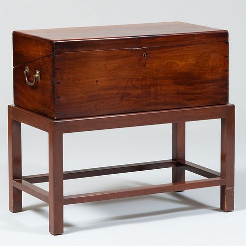 VICTORIAN MAHOGANY PORTABLE WRITING