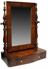VICTORIAN MAHOGANY SHAVING DRE