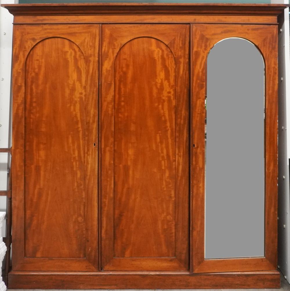 VICTORIAN MAHOGANY THREE DOOR