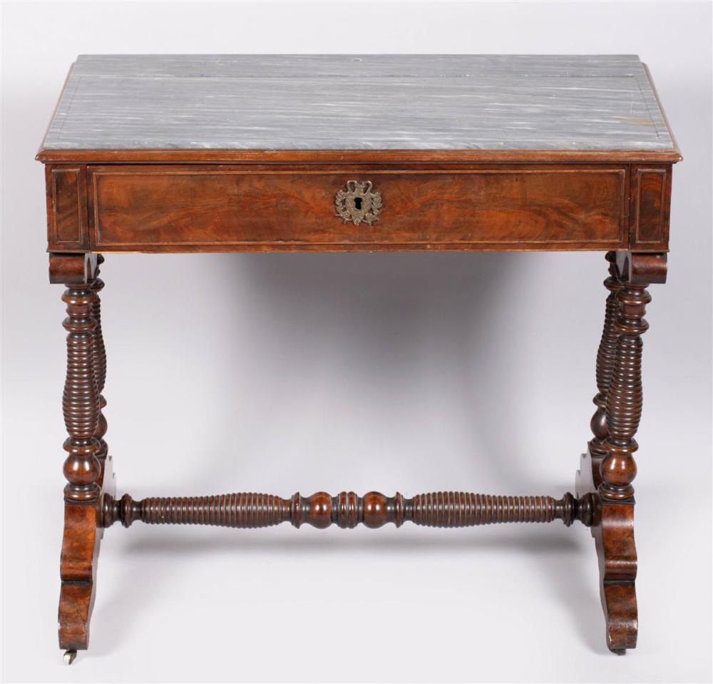 VICTORIAN MAHOGANY WINE TABLE,