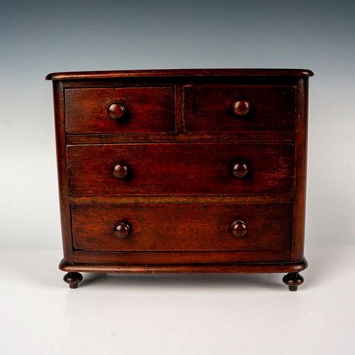 VICTORIAN MINIATURE MAHOGANY FOUR