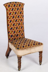 VICTORIAN NEEDLEPOINT SLIPPER
