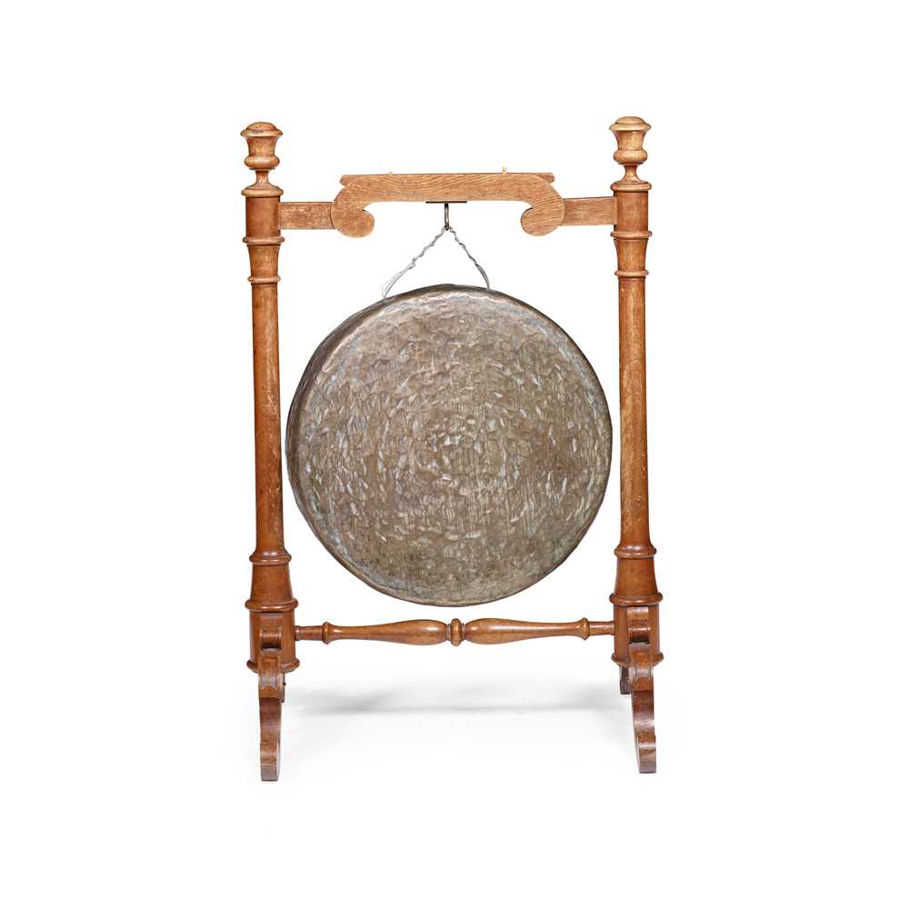 VICTORIAN OAK AND BRONZE DINNER