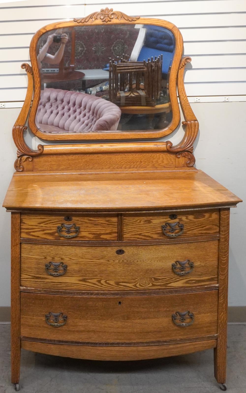 VICTORIAN OAK DRESSER WITH MIRROR
