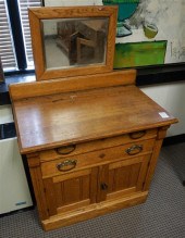VICTORIAN OAK WASH STANDVictor