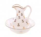 VICTORIAN OPALINE ART GLASS PI
