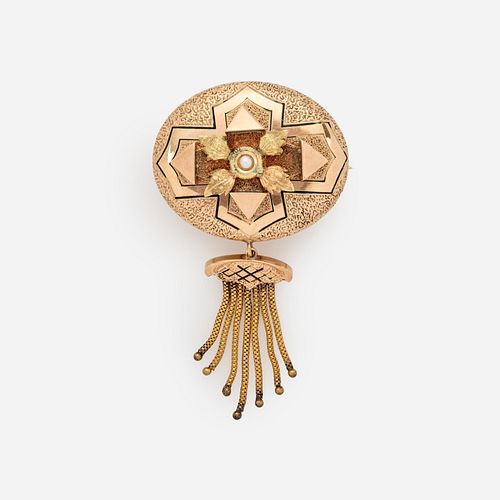 VICTORIAN OVAL BROOCH WITH TASSEL
