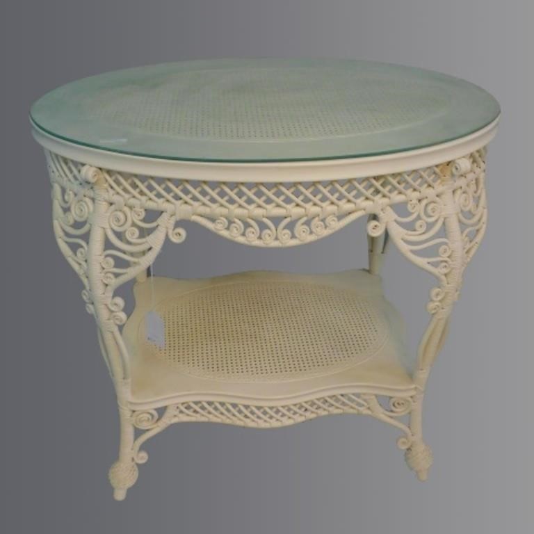 VICTORIAN OVAL WICKER TABLE.