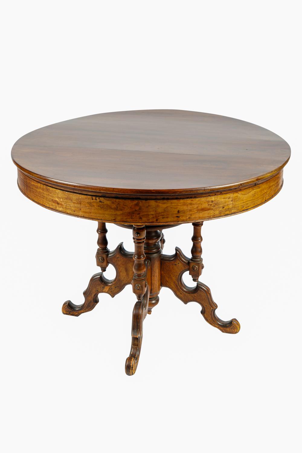 VICTORIAN PARLOR TABLEthe round top