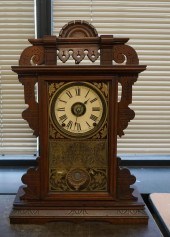 VICTORIAN PRESSED WOOD HALF-HO