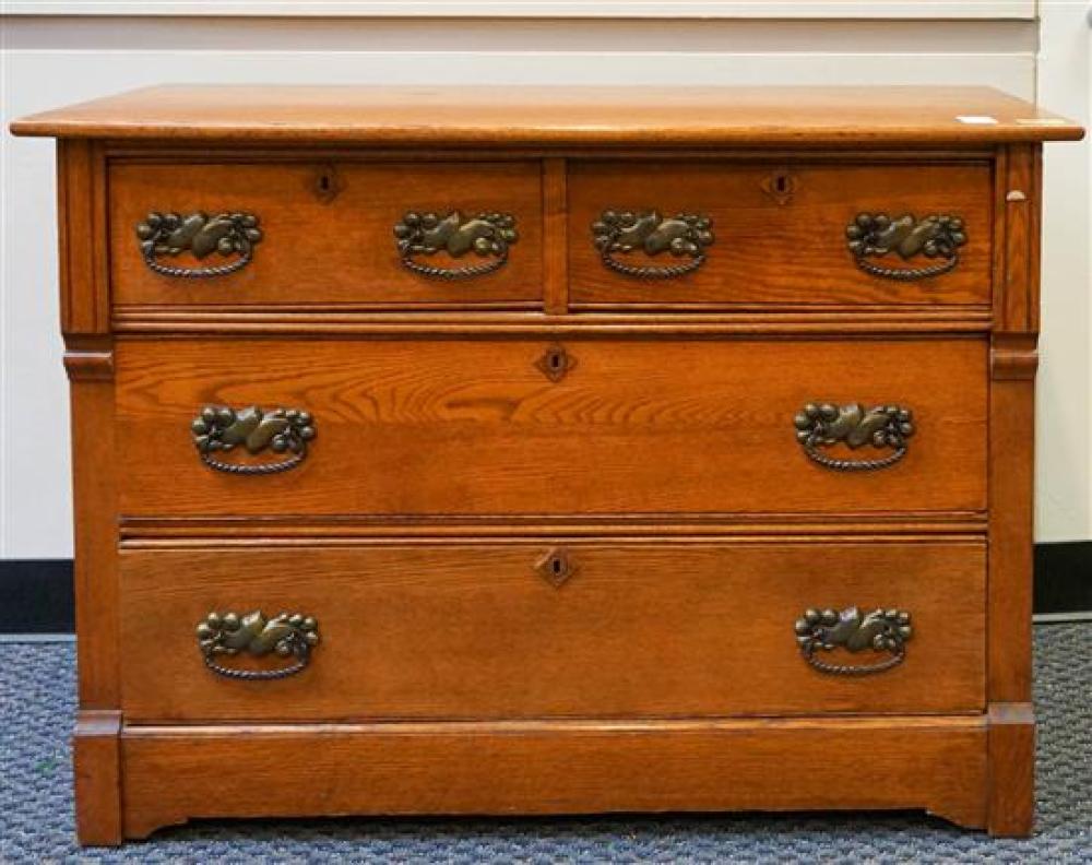 VICTORIAN RENAISSANCE STYLE OAK