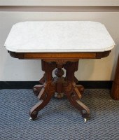 VICTORIAN ROCOCO STYLE WALNUT